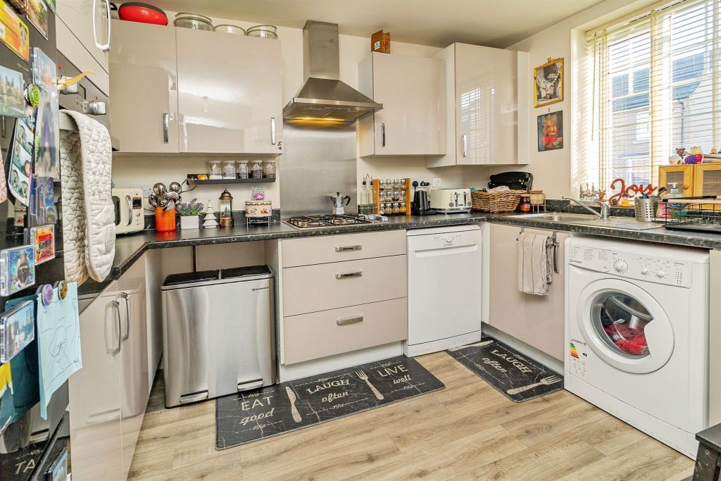 Property photo 3 of 15