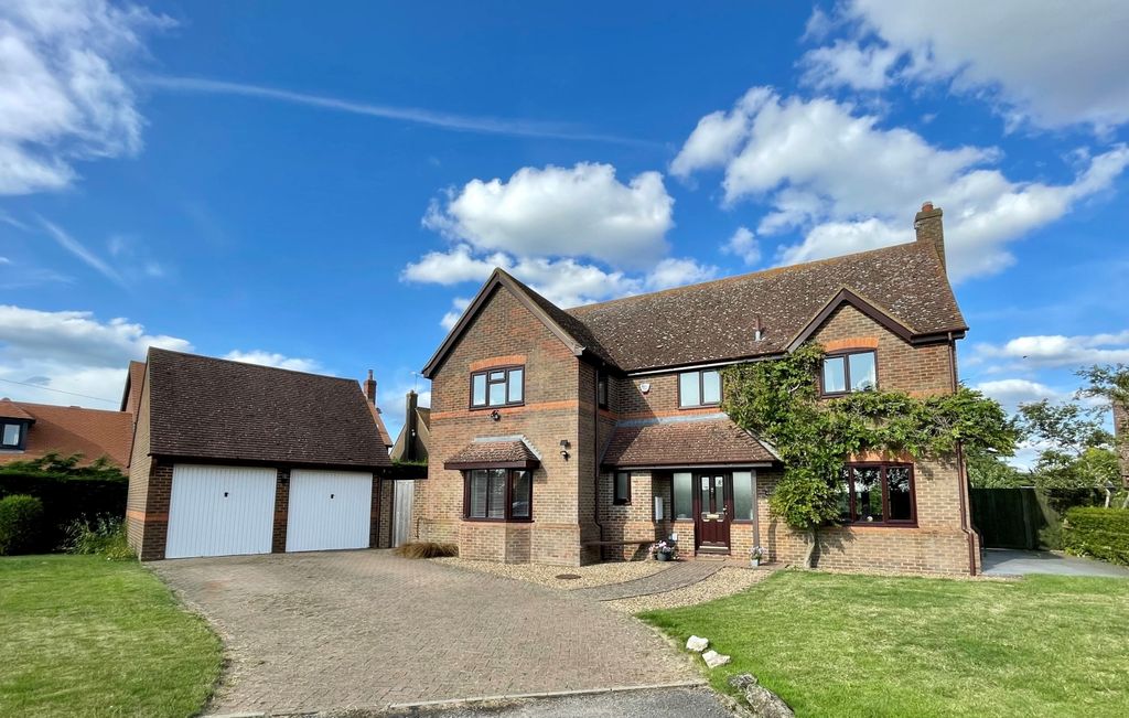 Property photo 1 of 21 Front