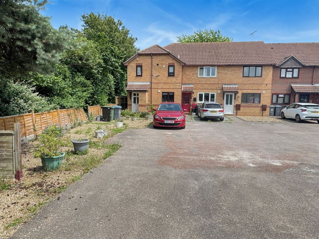 Property photo 1 of 9