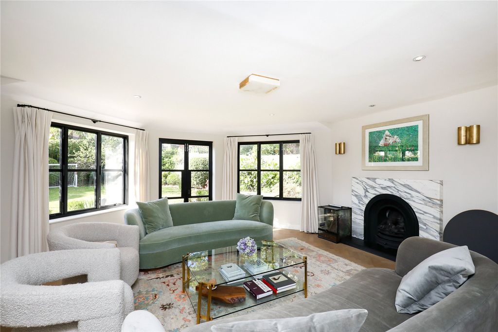 Property photo 3 of 20 Picture No. 02