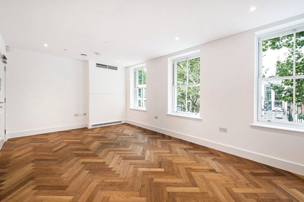 Property photo 3 of 7 Reception