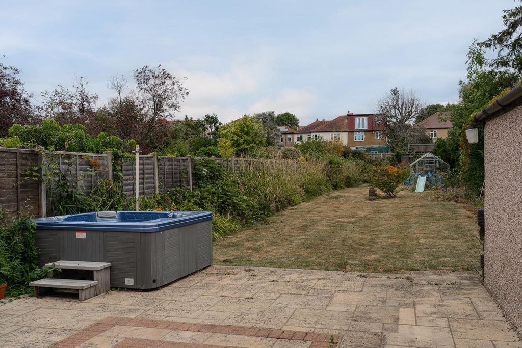 Property photo 3 of 18 Propertyportals 14.Jpg