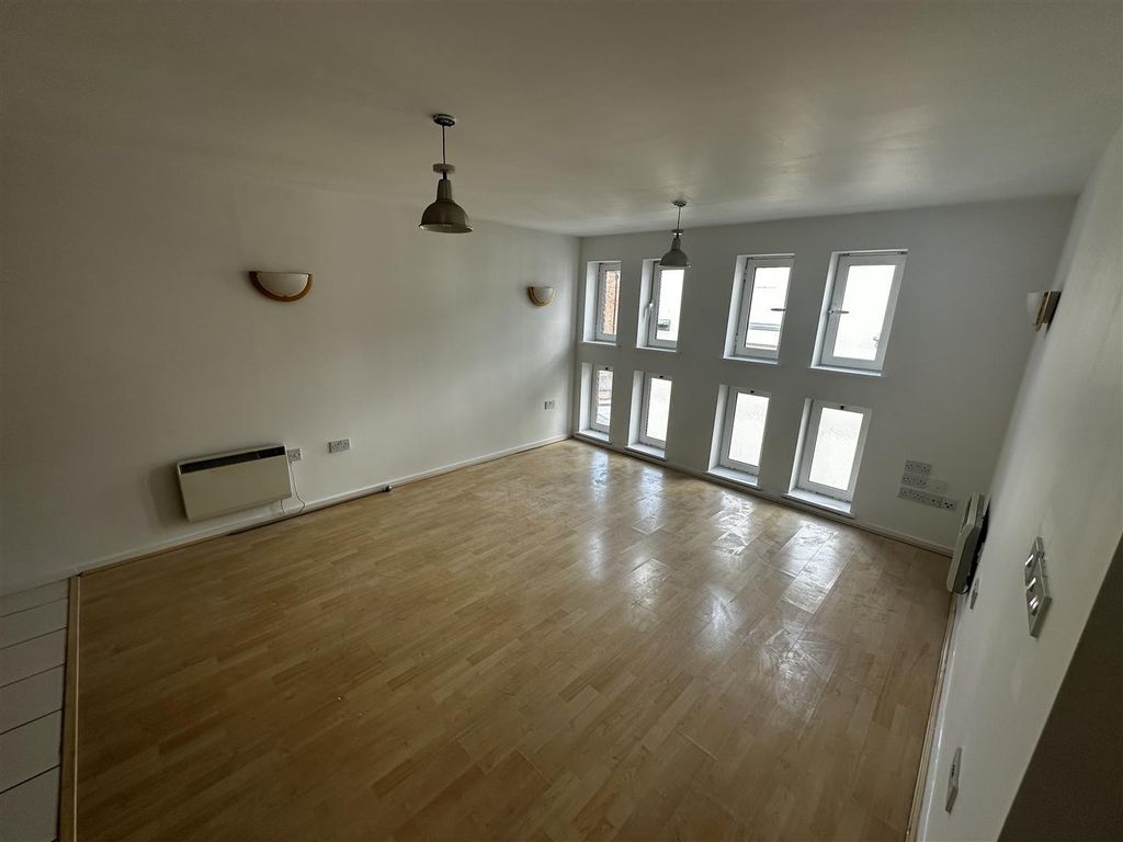 Property photo 2 of 7 Img_1414.Jpeg