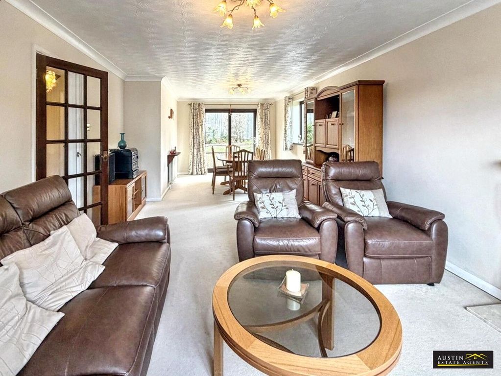 Property photo 3 of 16 Living Room