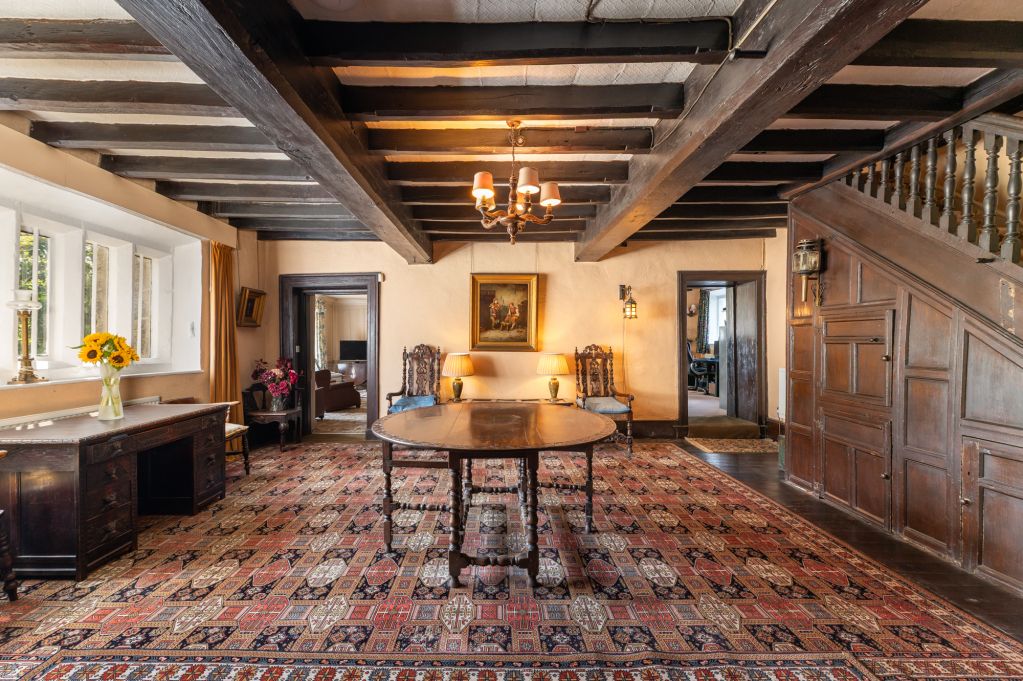 Property photo 3 of 86 Reception Hall