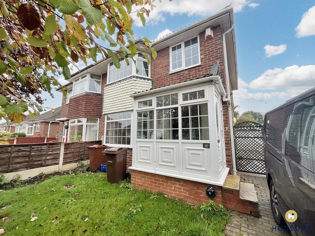 Property photo 1 of 11 Exterior