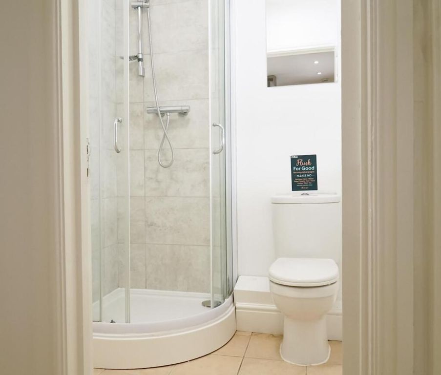 Property photo 1 of 4