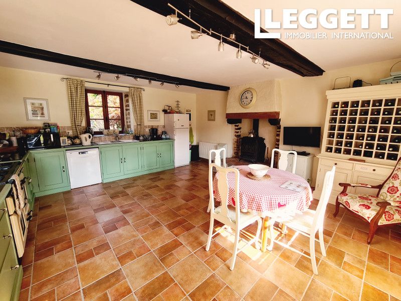 Property photo 2 of 10