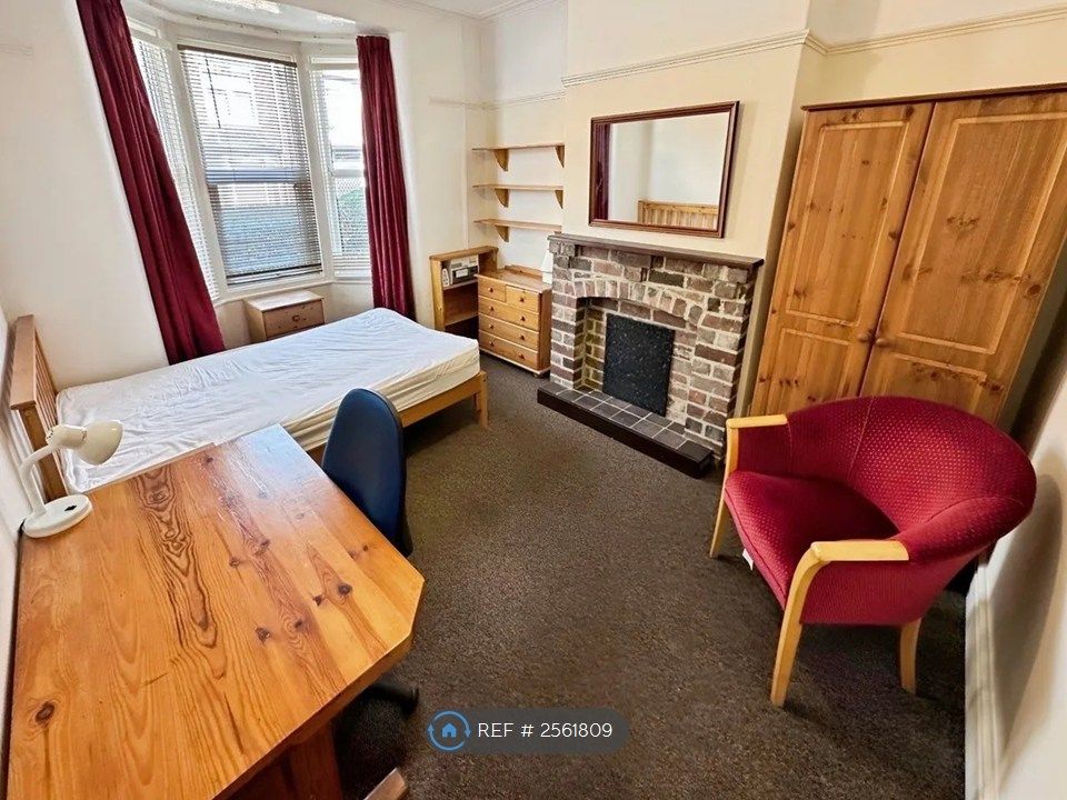 Property photo 3 of 10