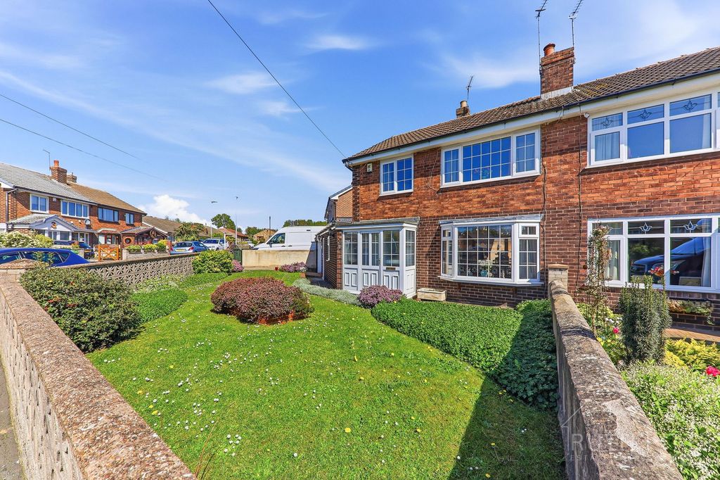 Property photo 1 of 27