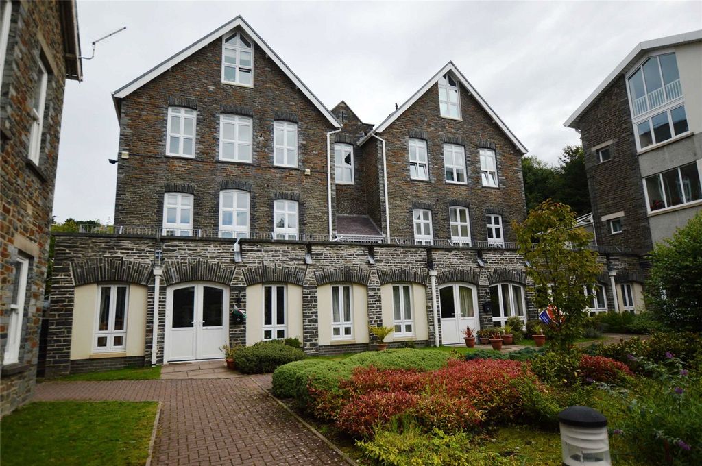 Property photo 3 of 3 Picture No. 03