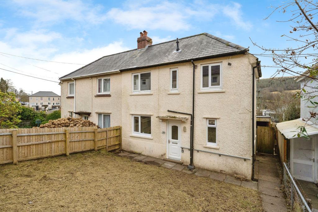Property photo 1 of 16 Photography