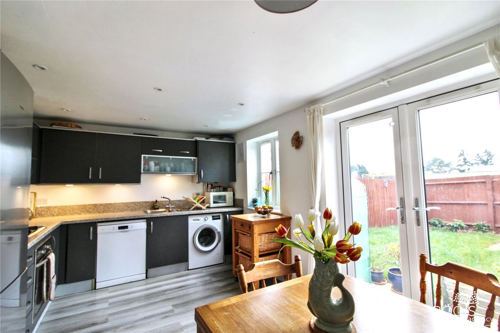 Property photo 2 of 11 Picture No. 01