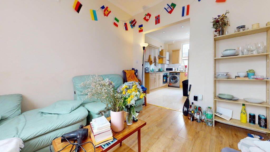 Property photo 2 of 12 Gig