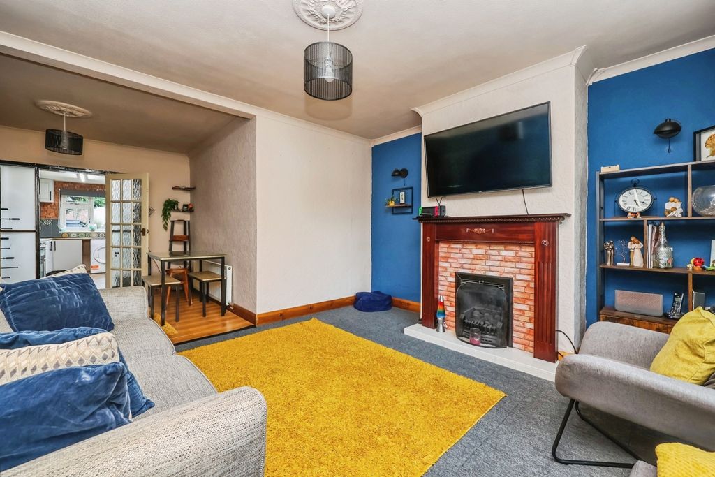 Property photo 2 of 21 Pbox-Img.Jpg