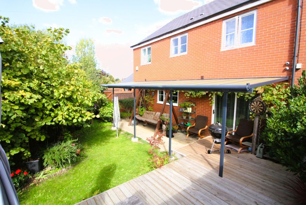 Property photo 2 of 45 Img_1822
