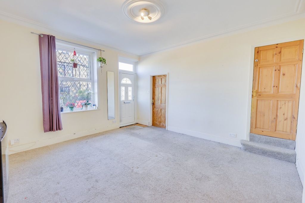 Property photo 3 of 12 Picture No. 06