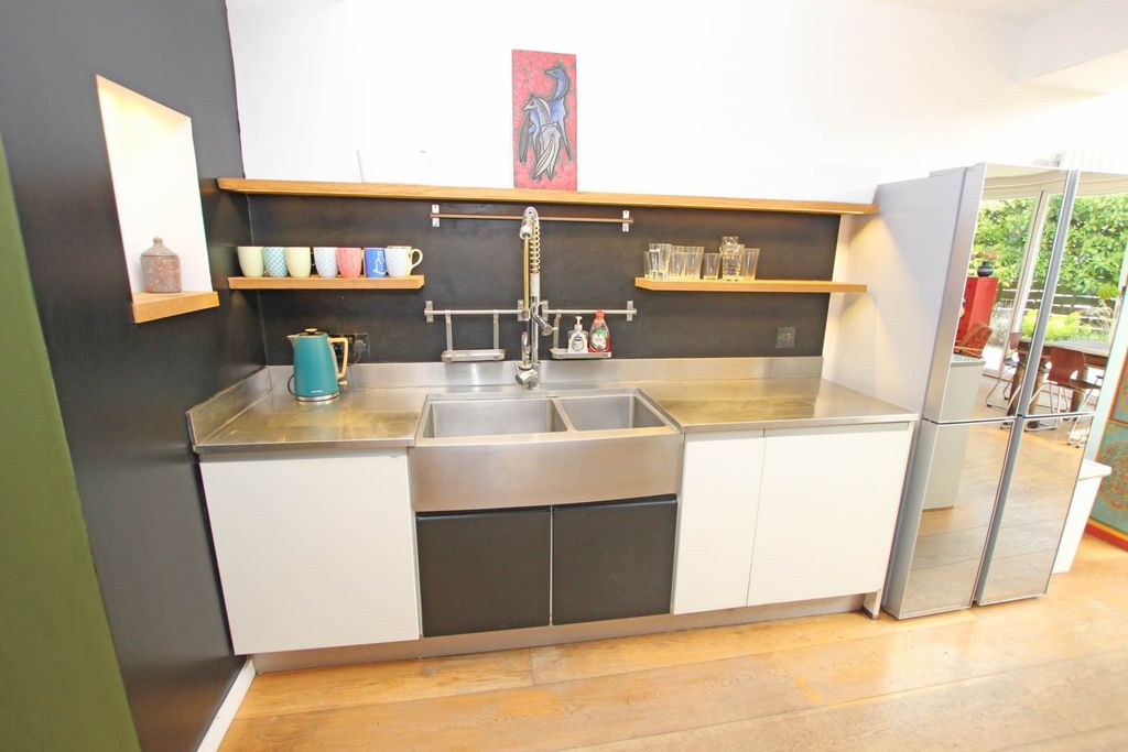 Additional image 16 of 3 bed detached house for saleHolywell Close, Eastbourne BN20