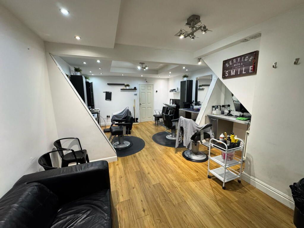 Property photo 2 of 8 107492S1242139Img150000