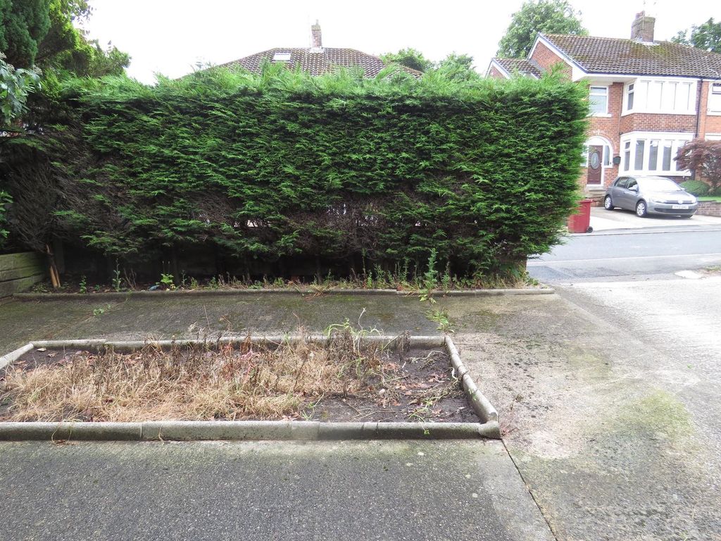 Property photo 3 of 10 Image2