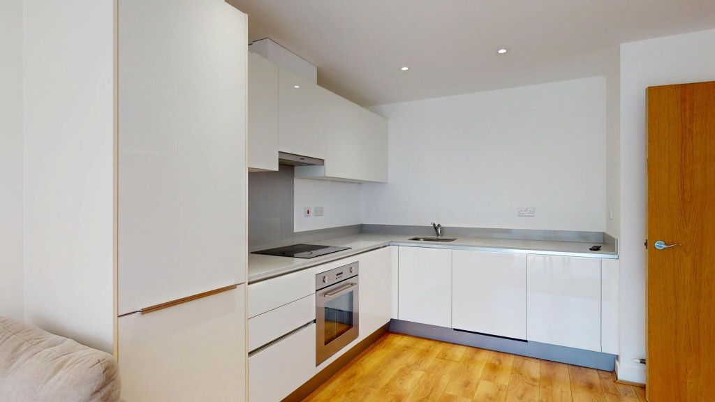 Property photo 2 of 16 Kitchen