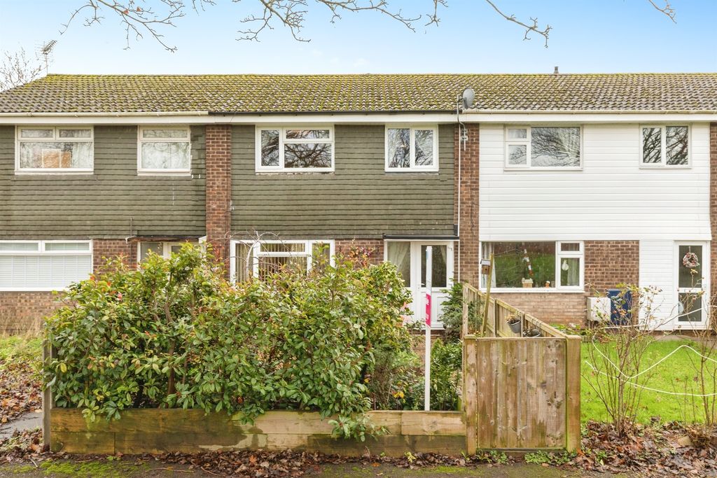 Property photo 2 of 16