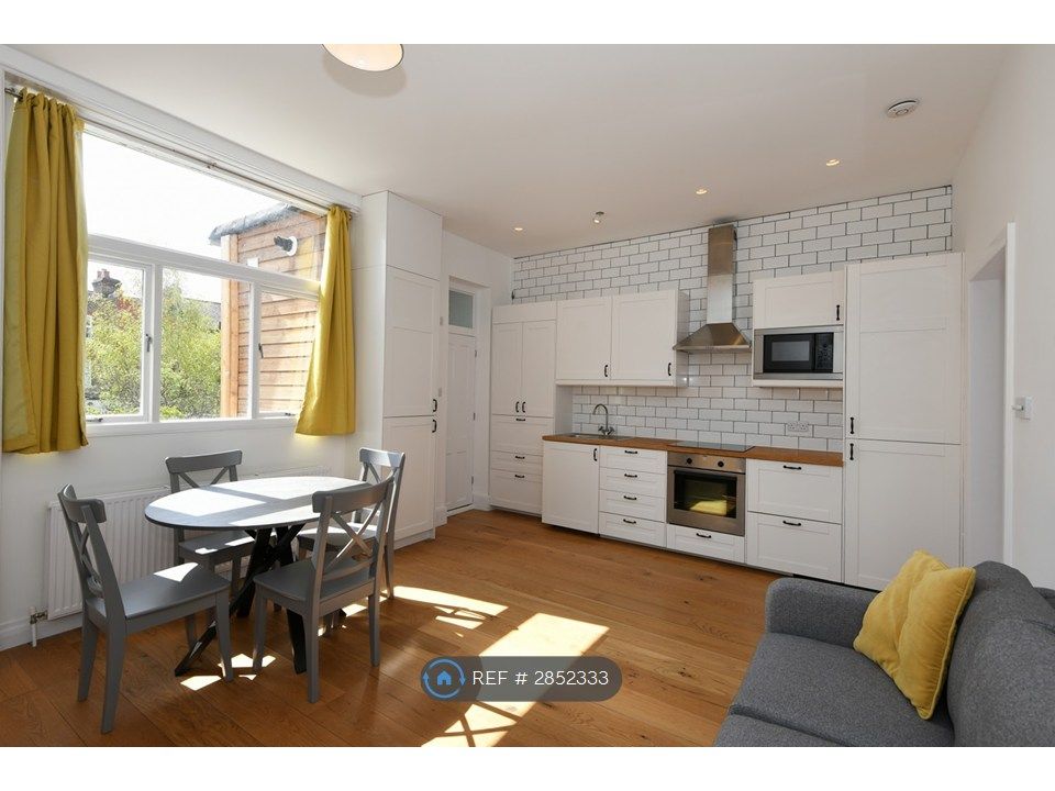 Property photo 2 of 10 Living Area / Kitchen