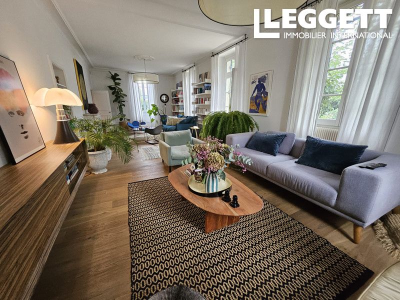 Property photo 3 of 10