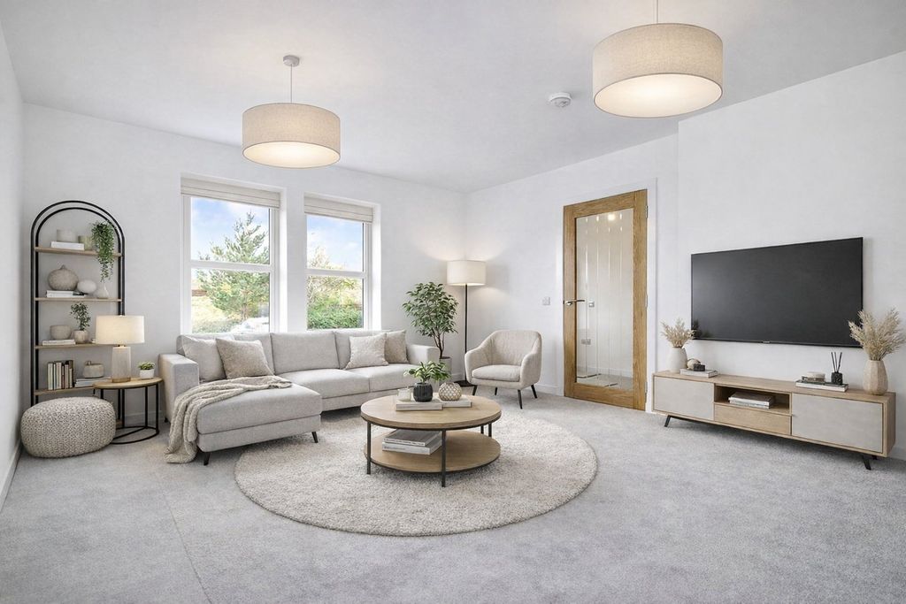 Property photo 3 of 13