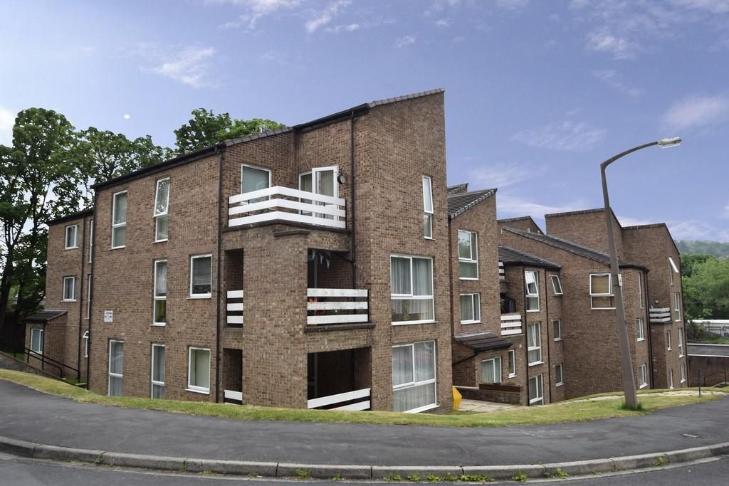Property photo 1 of 7 Frizley Gardens.Jpg
