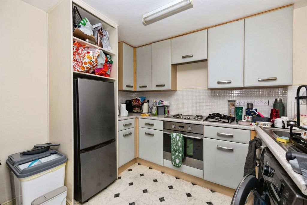 Property photo 3 of 15