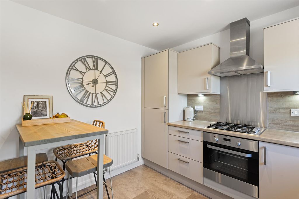 Property photo 3 of 33 7.Jpg