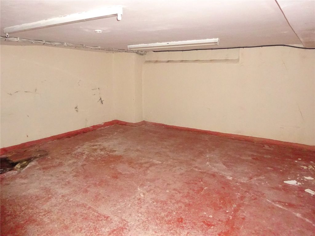 Property photo 3 of 3 Picture No. 11