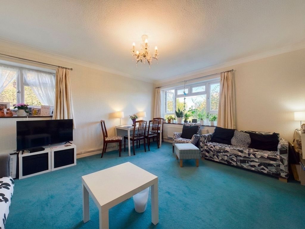 Property photo 3 of 13