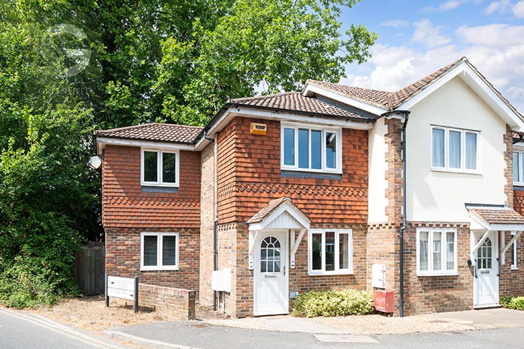 Property photo 1 of 12 Spring Mews, Off Old Schools Lane, Ewell Village, Epsom, Kt17 1Tw