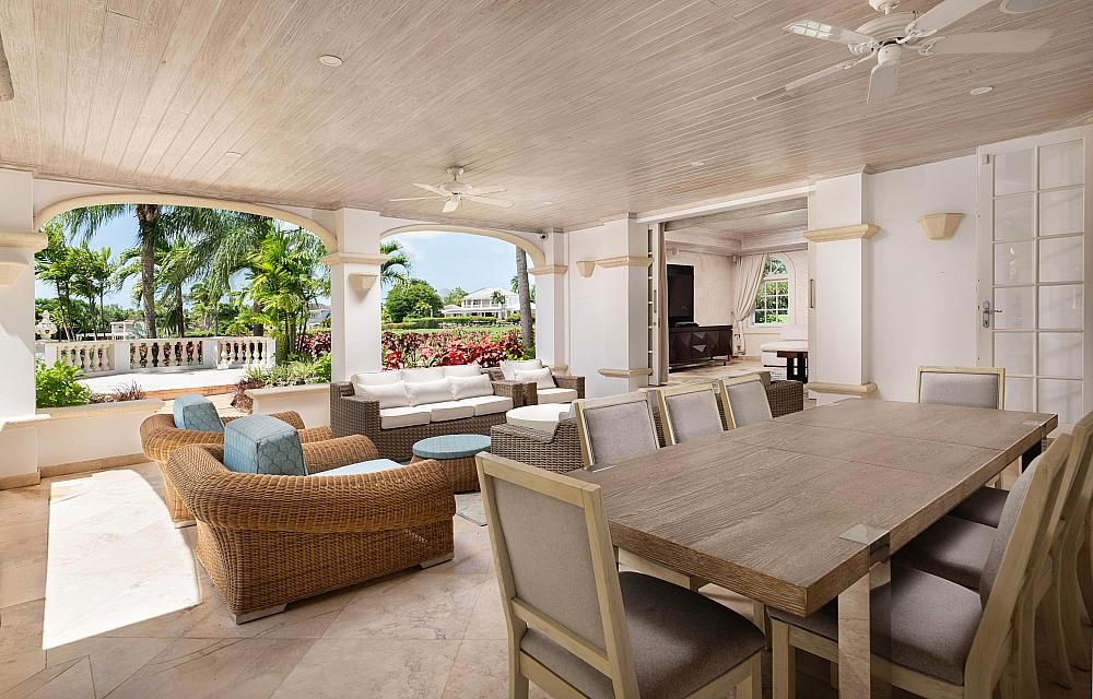 Property photo 3 of 35