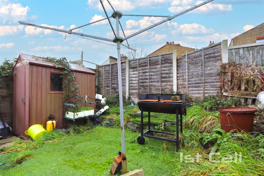 Property photo 3 of 6 Rear Garden