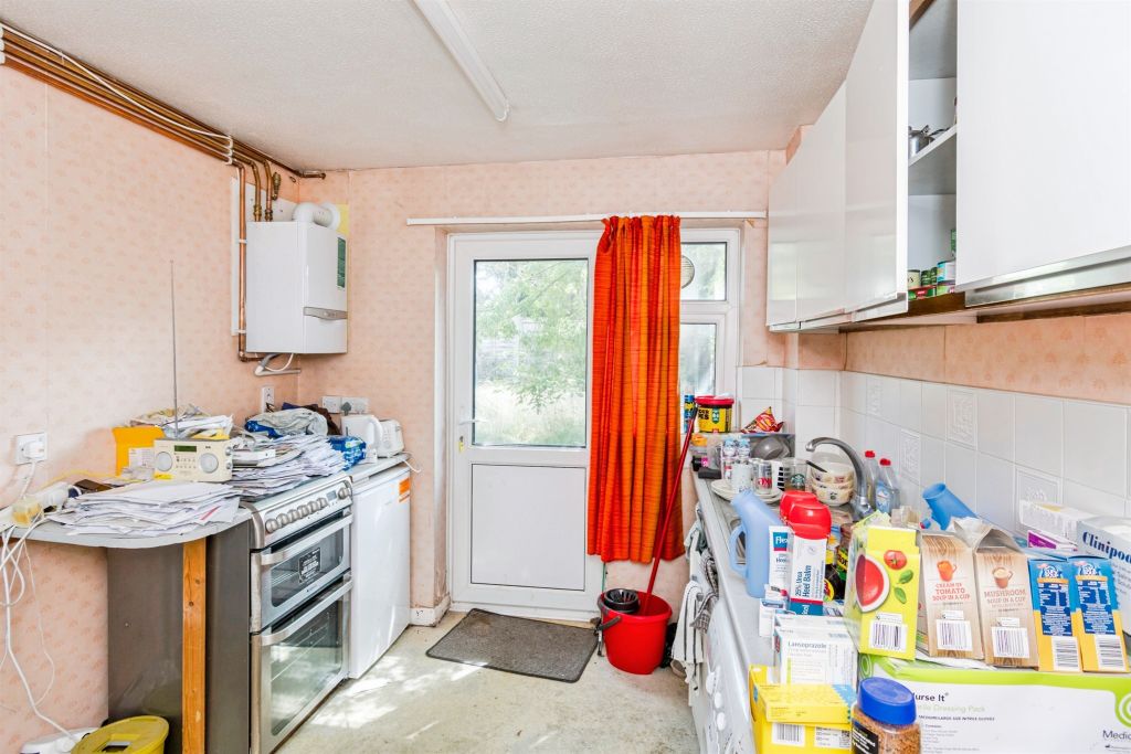 Property photo 2 of 13