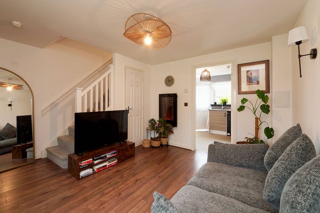 Property photo 3 of 16
