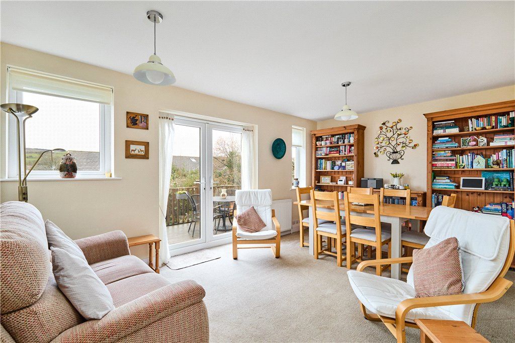 Property photo 2 of 17 Dining Room