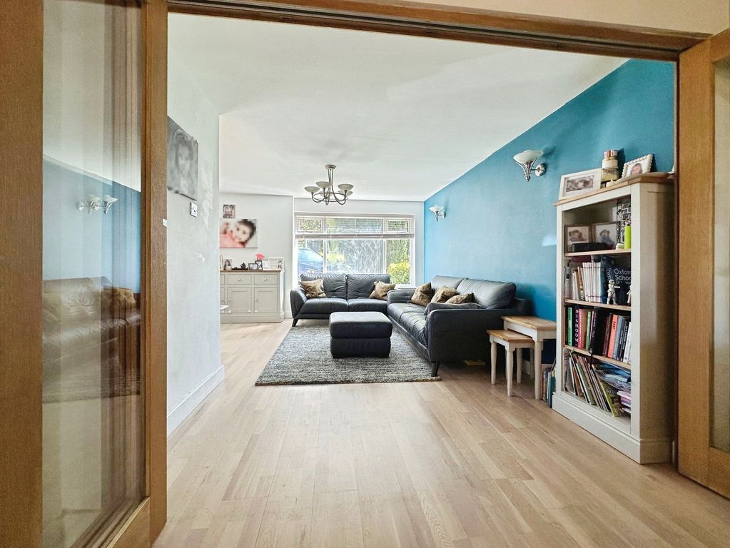 Property photo 3 of 21