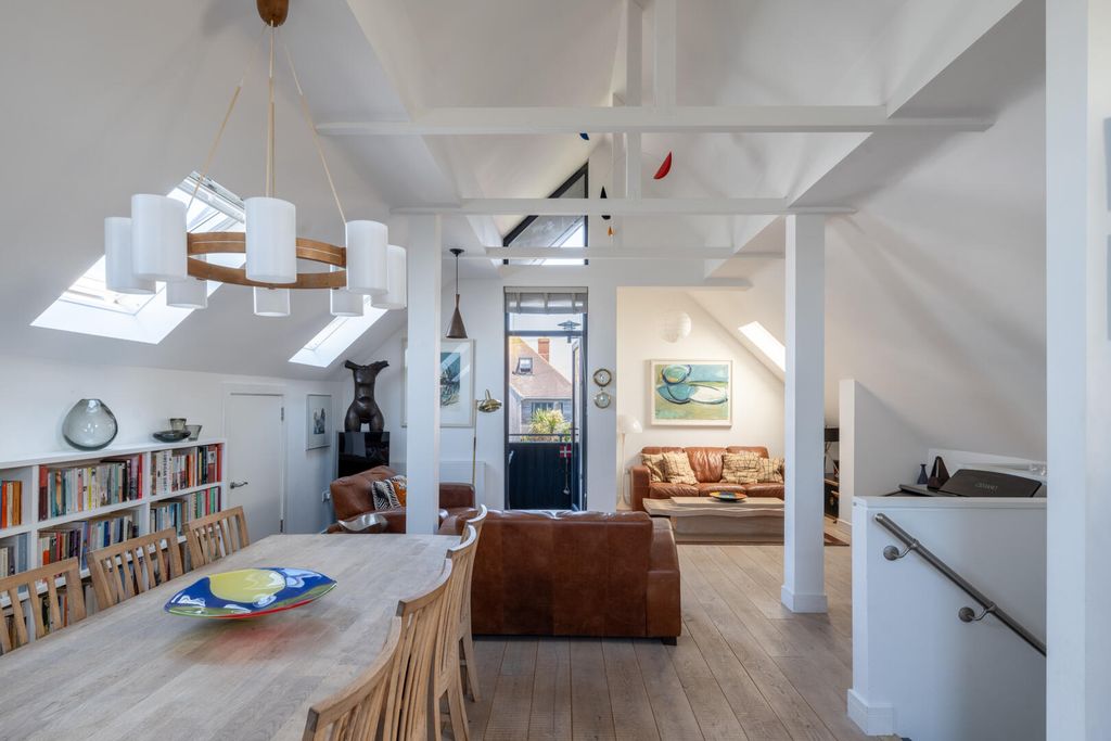 Property photo 1 of 27 A0Op600000Epikbman_N35_Highres.Jpg