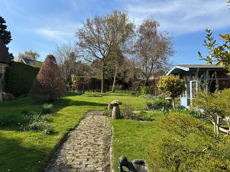 Property photo 2 of 22 Photo 21