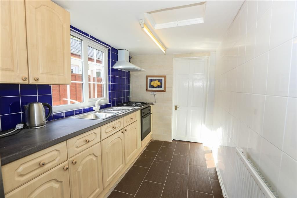 Property photo 2 of 13 Image