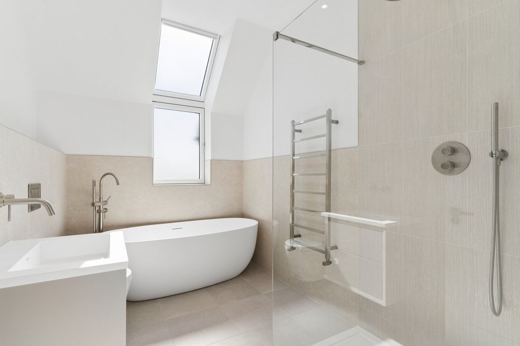 Additional image 23 of 4 bed detached house for saleKingsoak, Hitchin SG4
