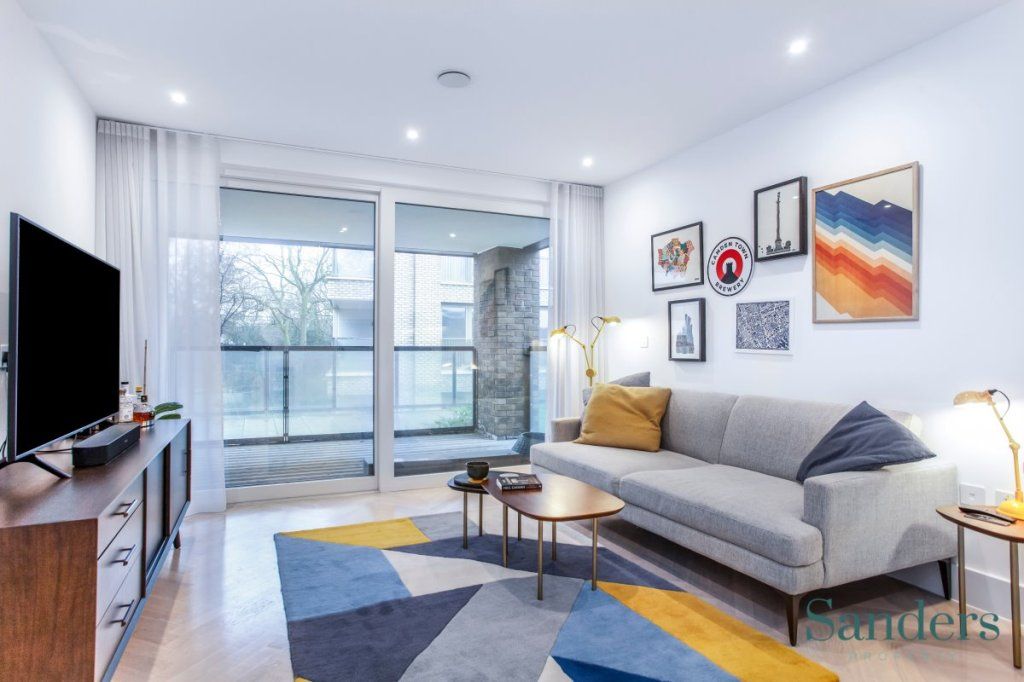 Property photo 2 of 18