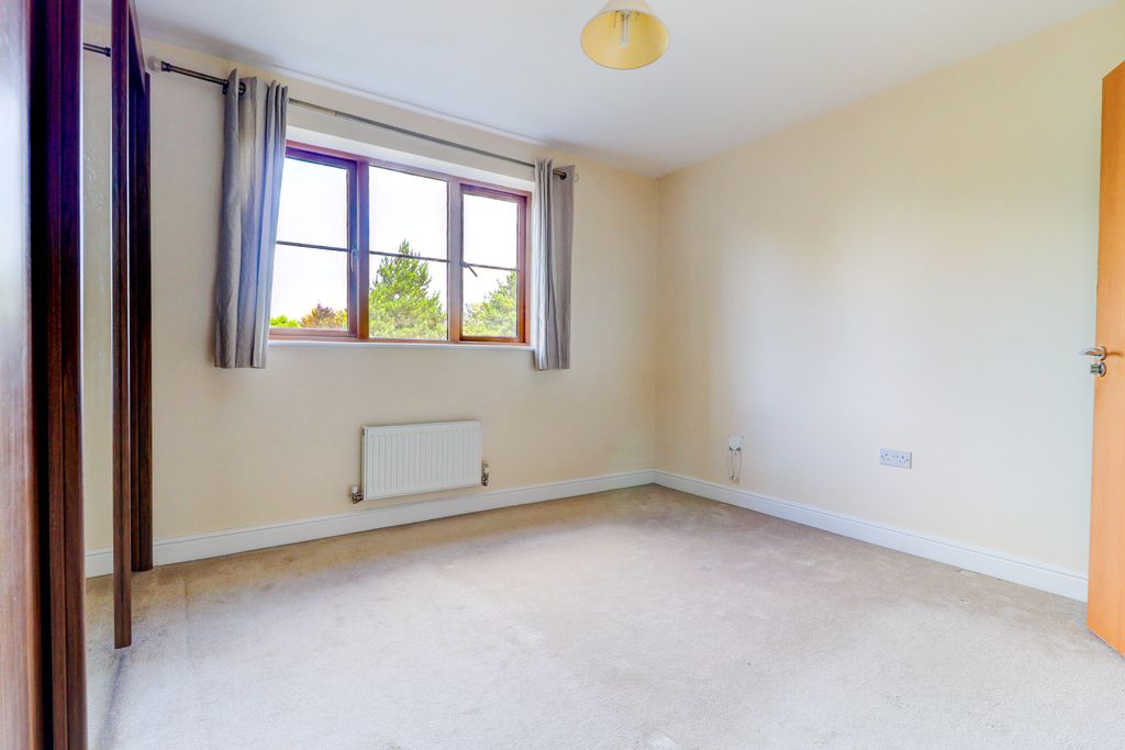 Property photo 3 of 9 Picture No. 10