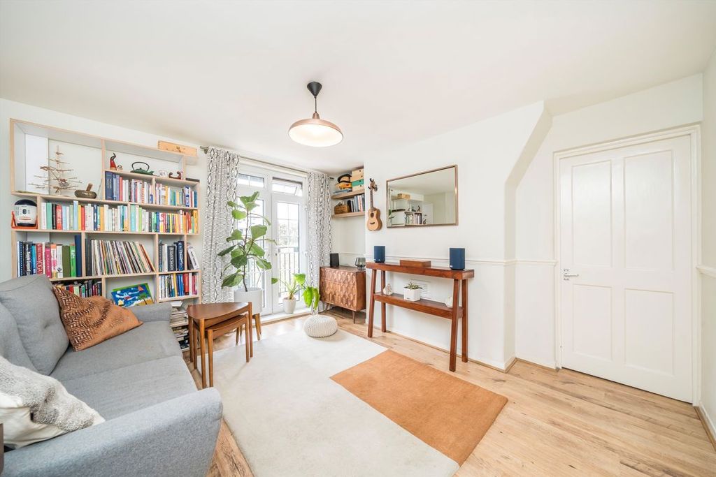 Property photo 1 of 6