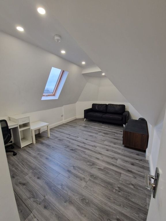 Property photo 1 of 6 Img-20251110-Wa0012.