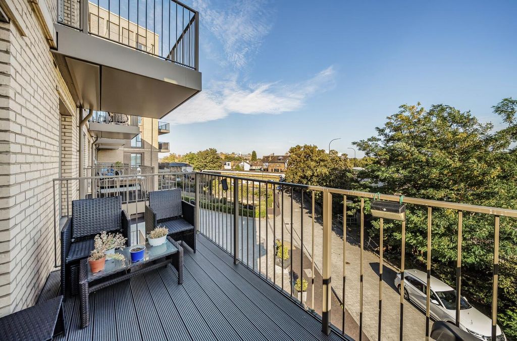 Property photo 2 of 12 Balcony.Jpg